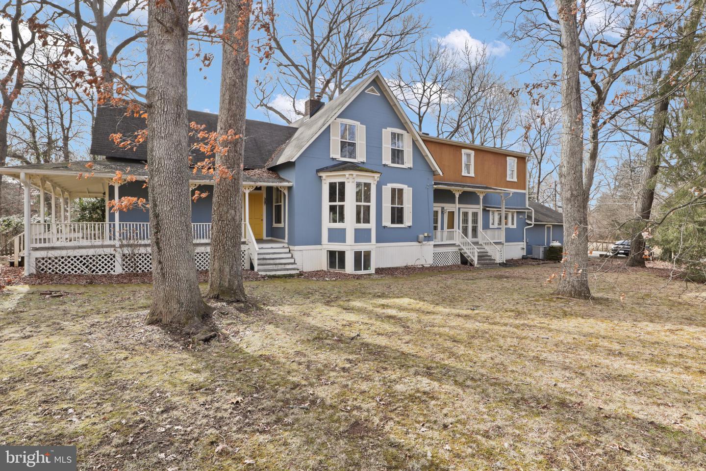 206 Grove Ave Property Photo 3