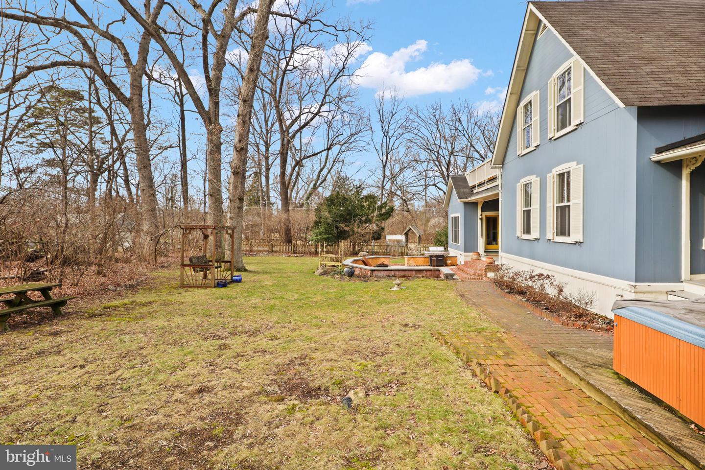 206 Grove Ave Property Photo 49
