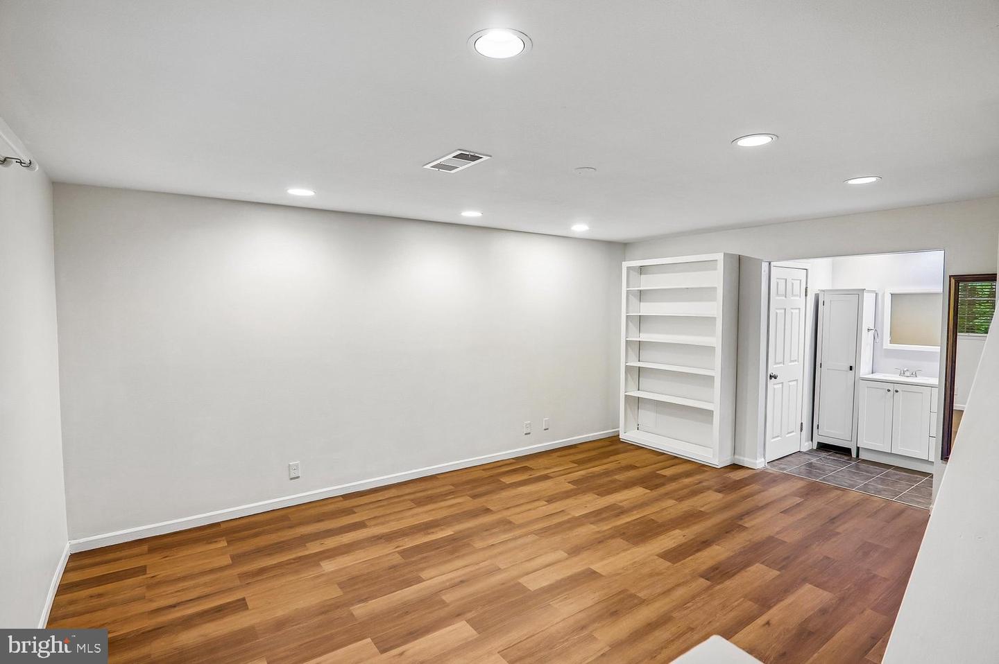 10707 Hampton Mill Ter #407 Property Photo 19