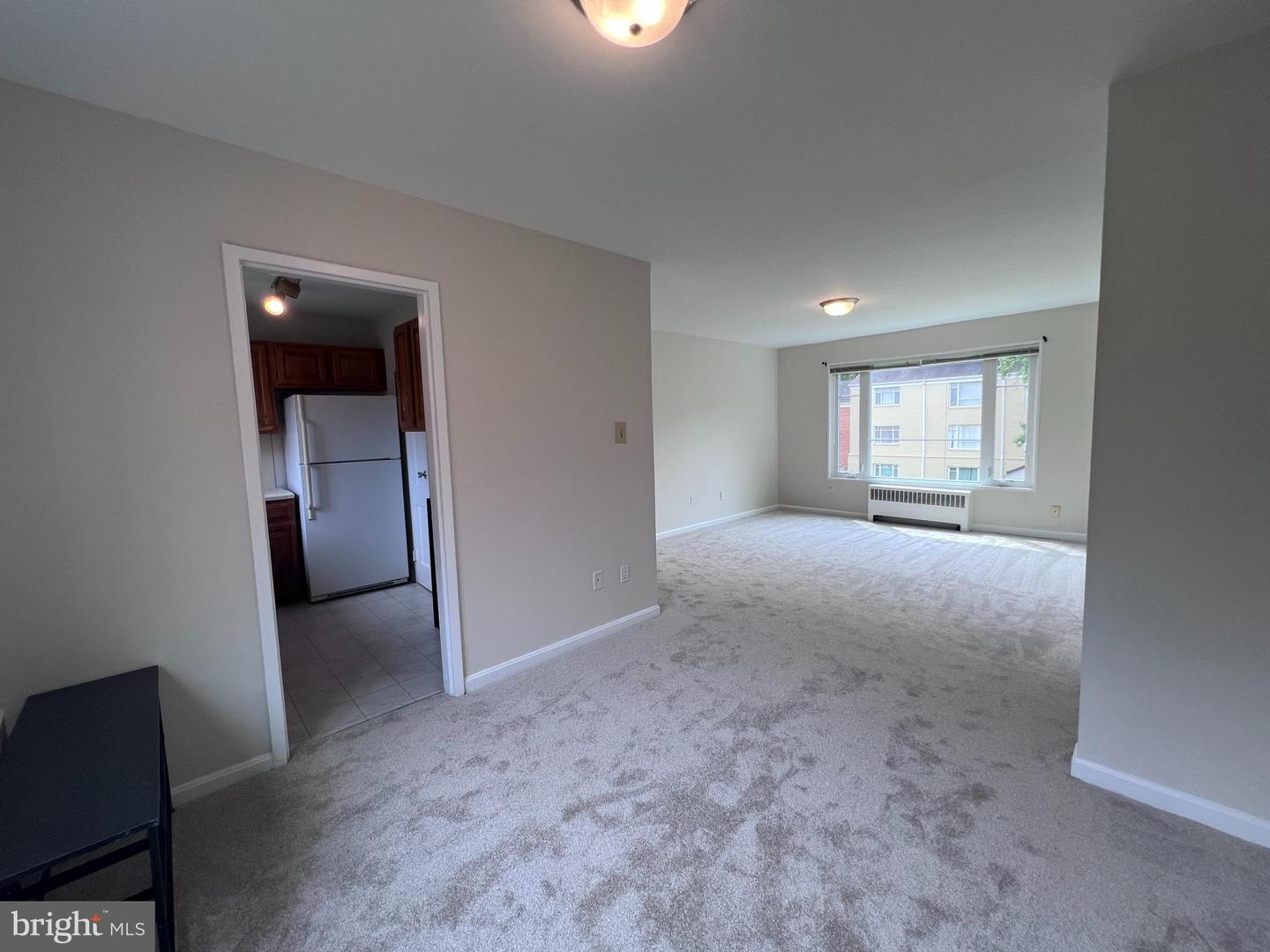 10413 Montrose Ave #m-201 Property Photo 12