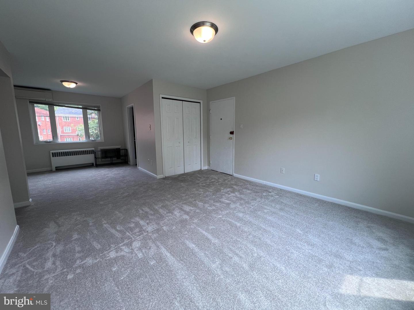 10413 Montrose Ave #m-201 Property Photo 15