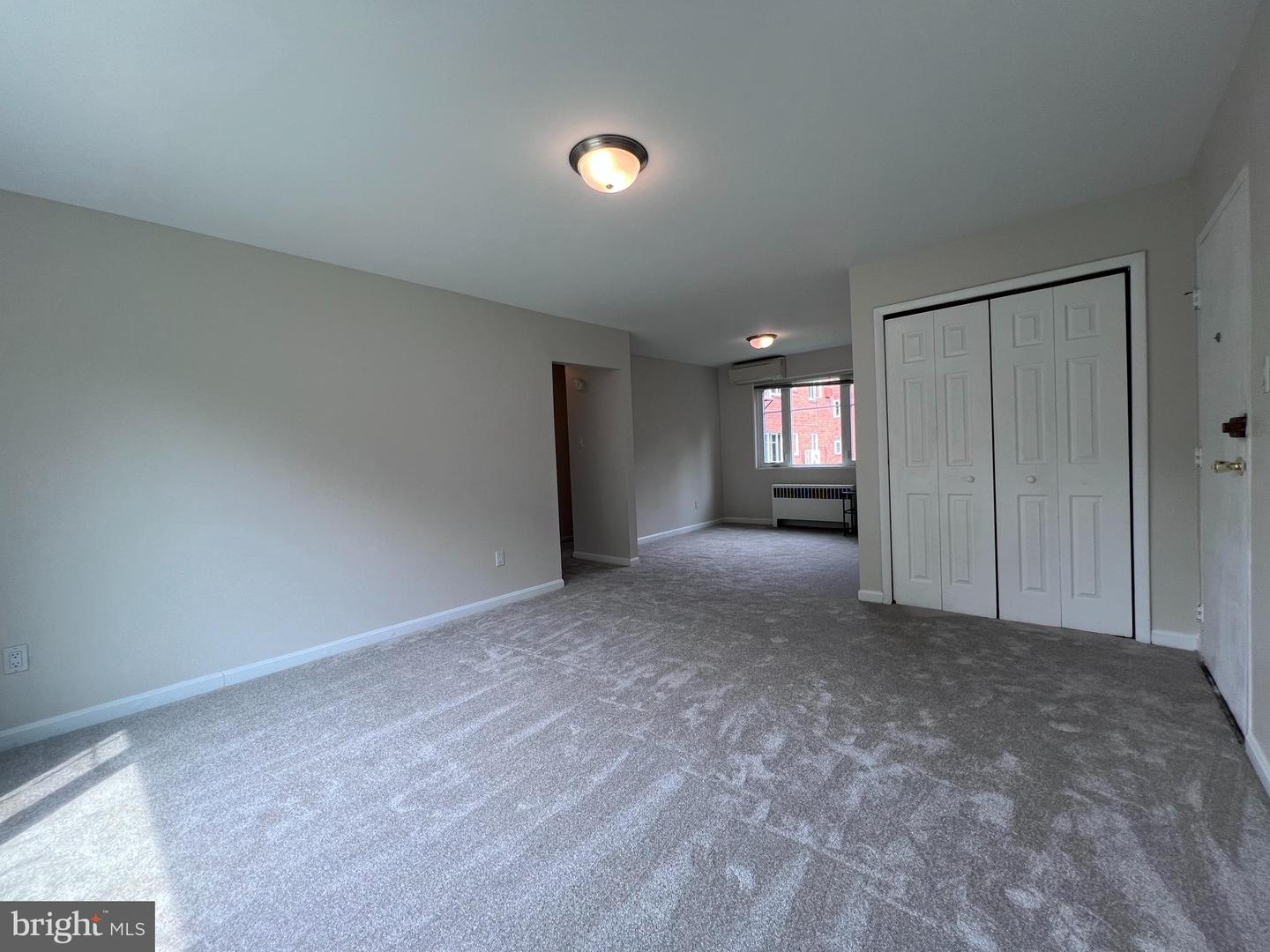 10413 Montrose Ave #m-201 Property Photo 16