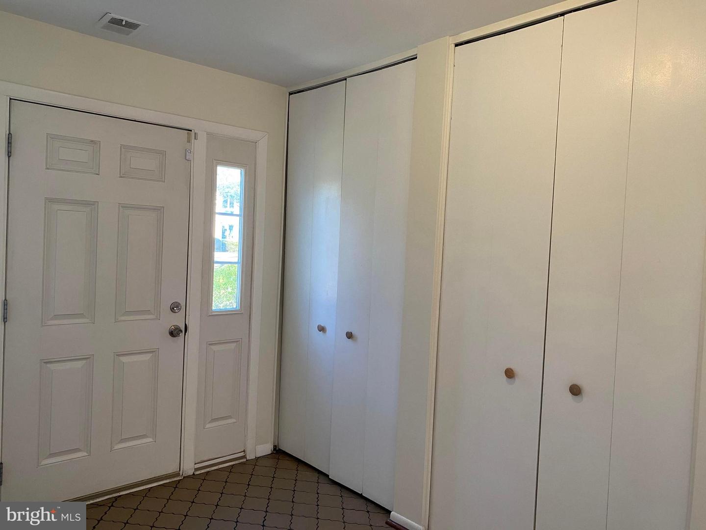 12909 Chathlake Ln Property Photo 3