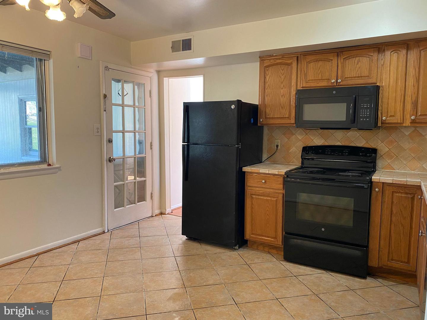12909 Chathlake Ln Property Photo 5