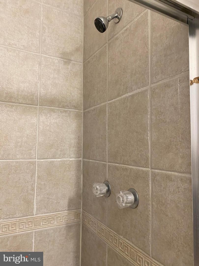 12909 Chathlake Ln Property Photo 20