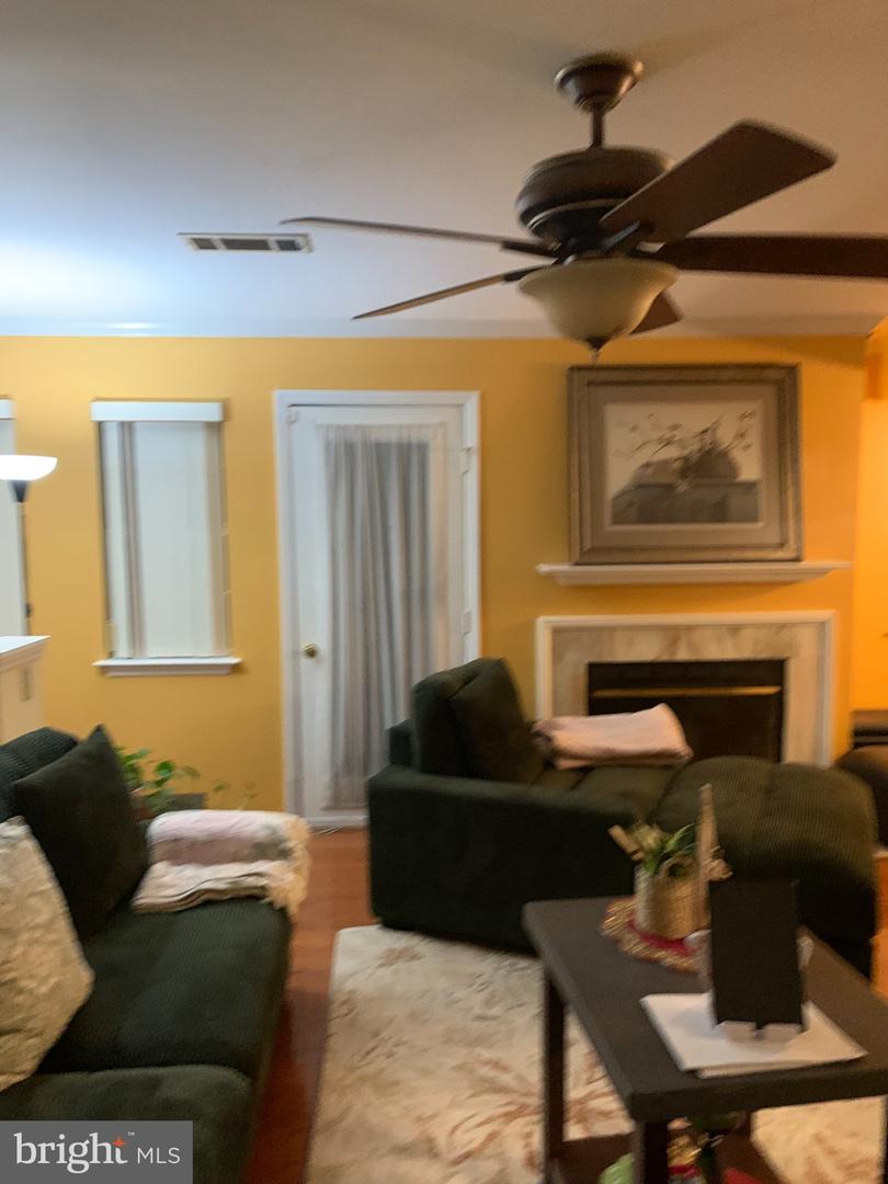 5800 Inman Cir #350 Property Photo 5