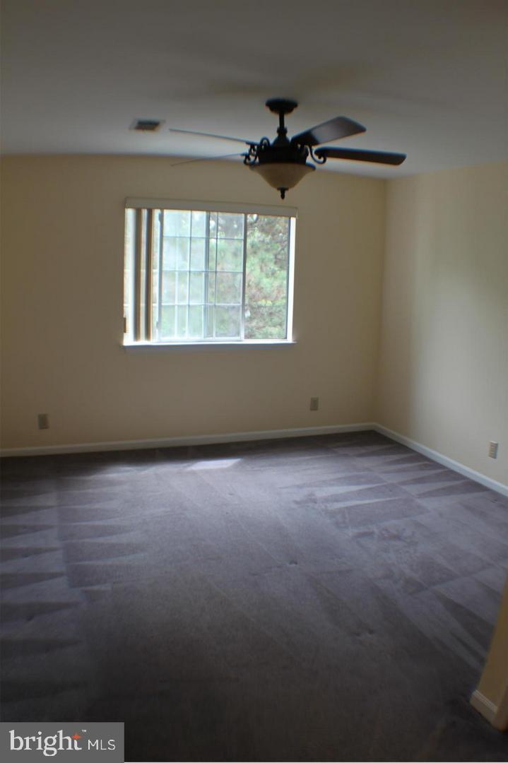5800 Inman Cir #350 Property Photo 8