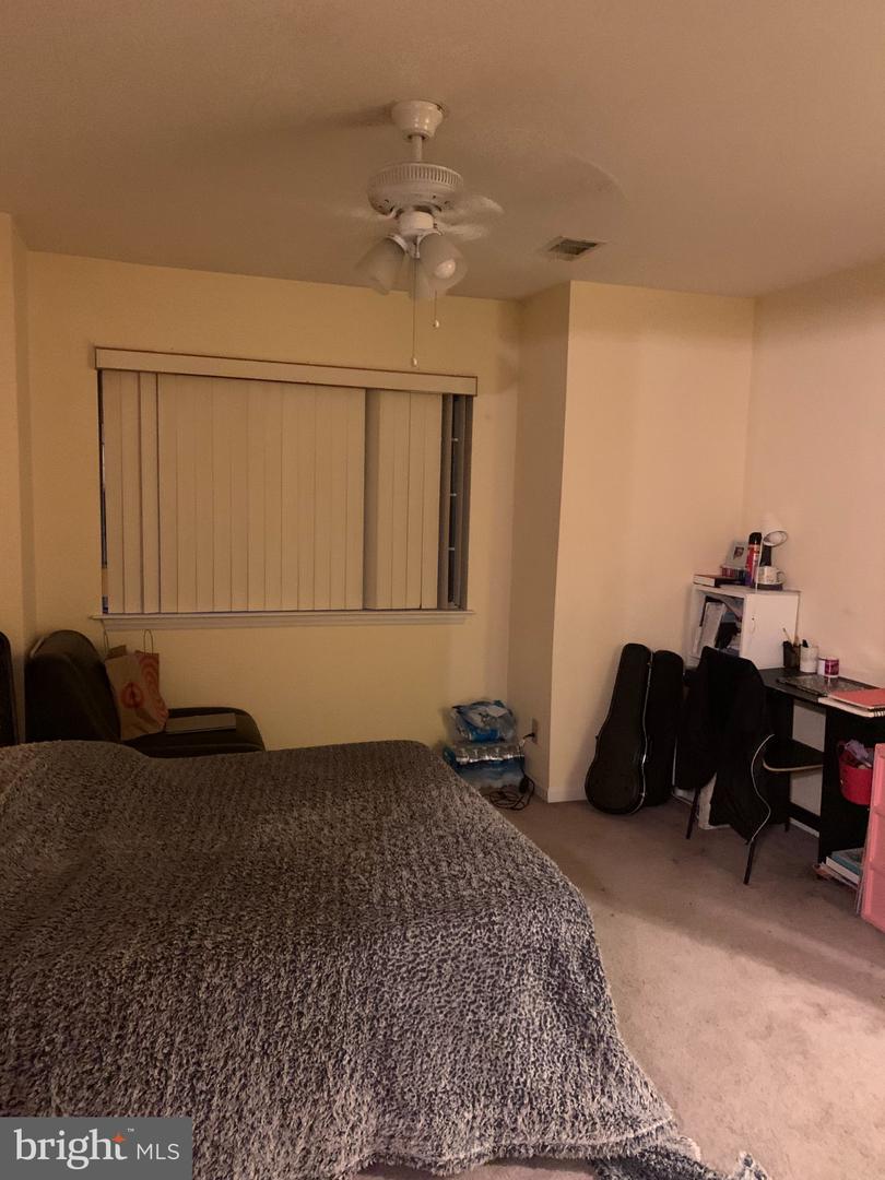5800 Inman Cir #350 Property Photo 11