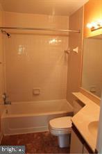 5800 Inman Cir #350 Property Photo 12