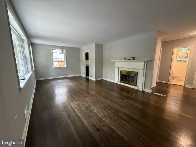 128 Whitmoor Ter Property Photo 2