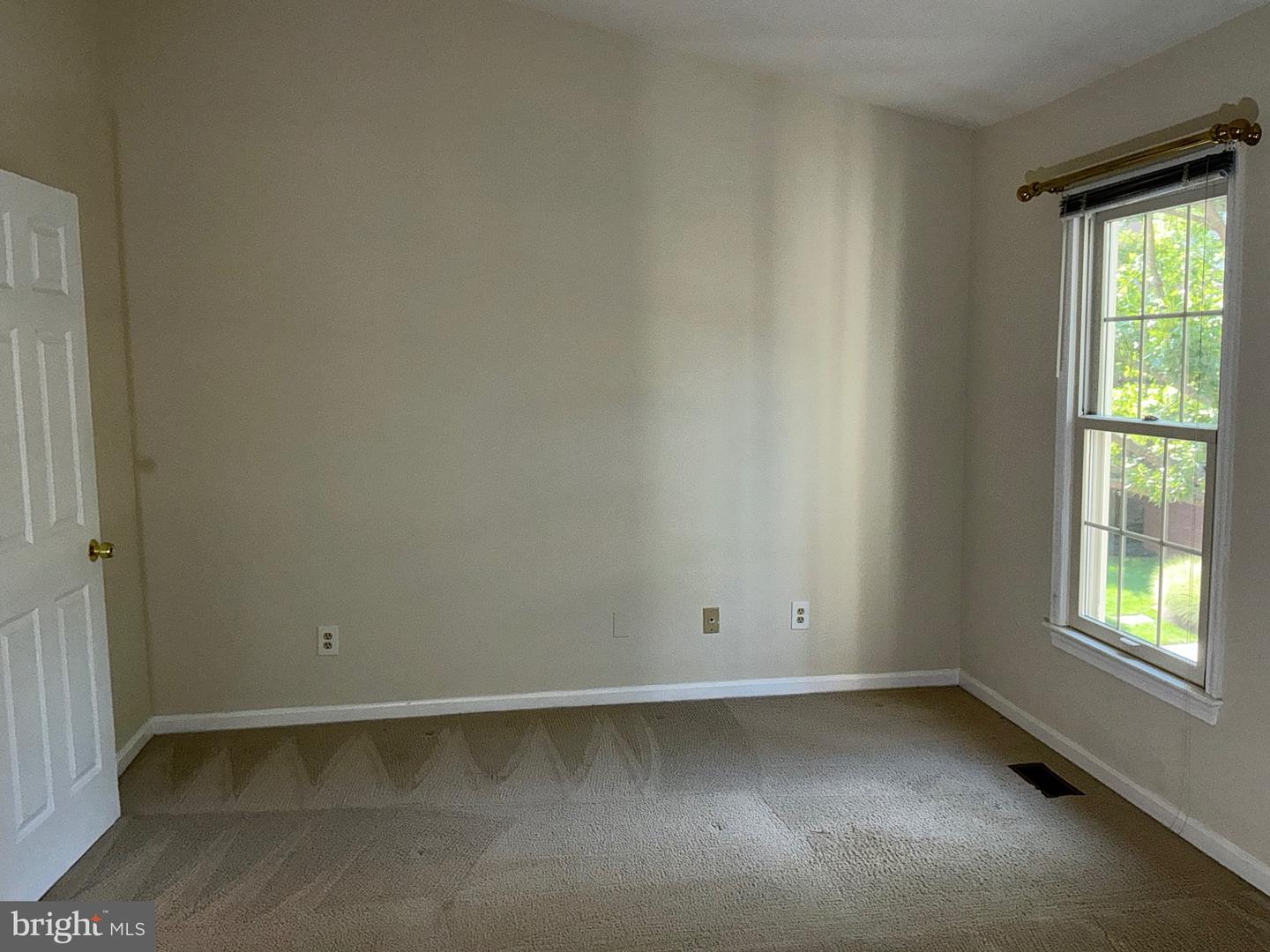 1311 Templeton Pl Property Photo 18