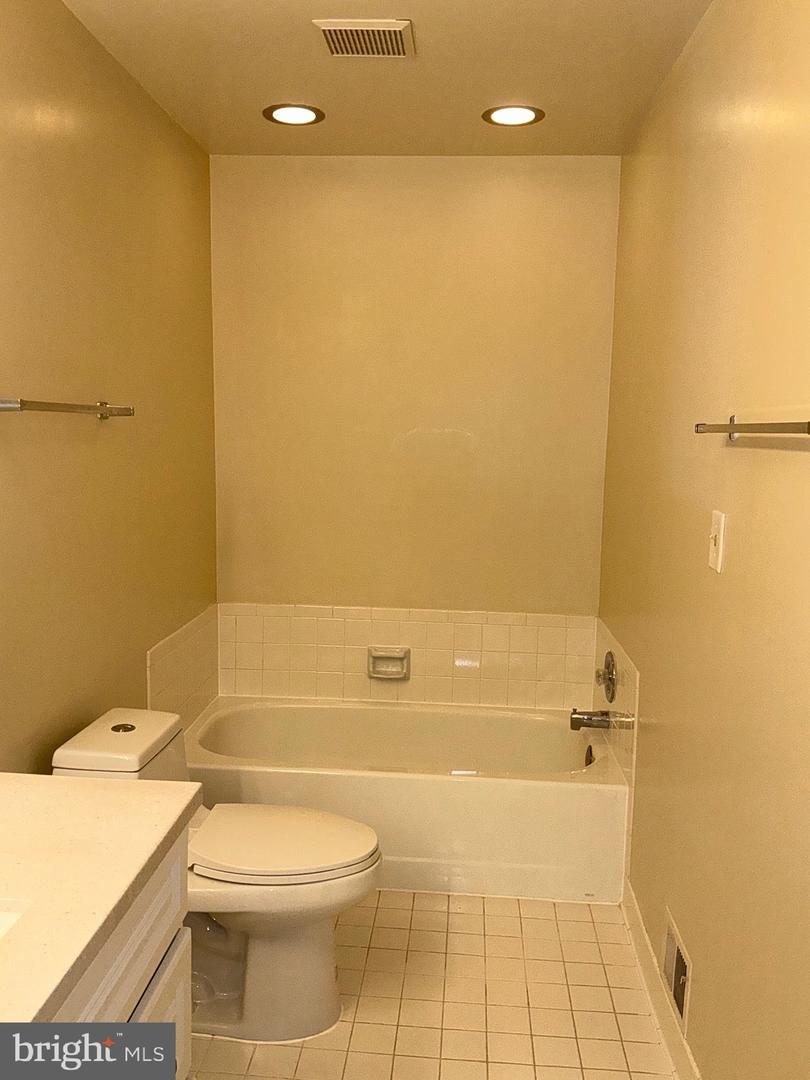 1311 Templeton Pl Property Photo 20
