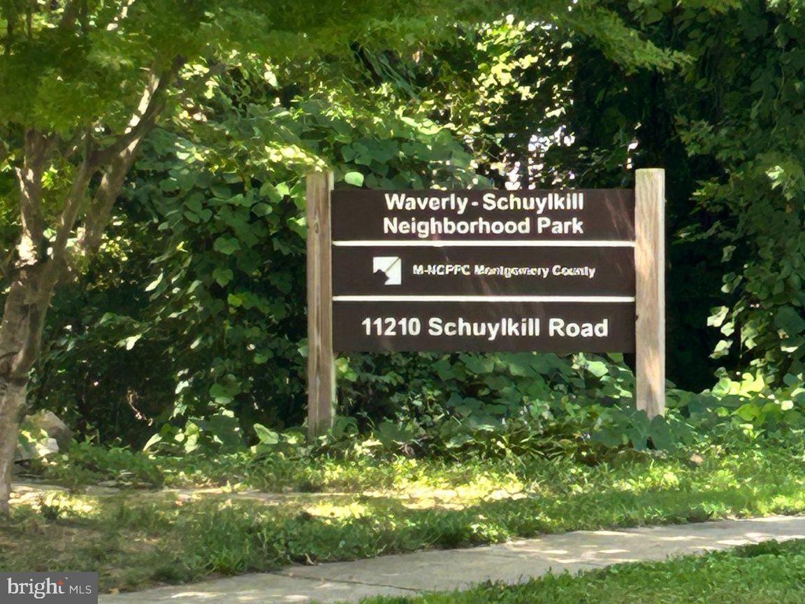 11004 Schuylkill Rd Property Photo 3