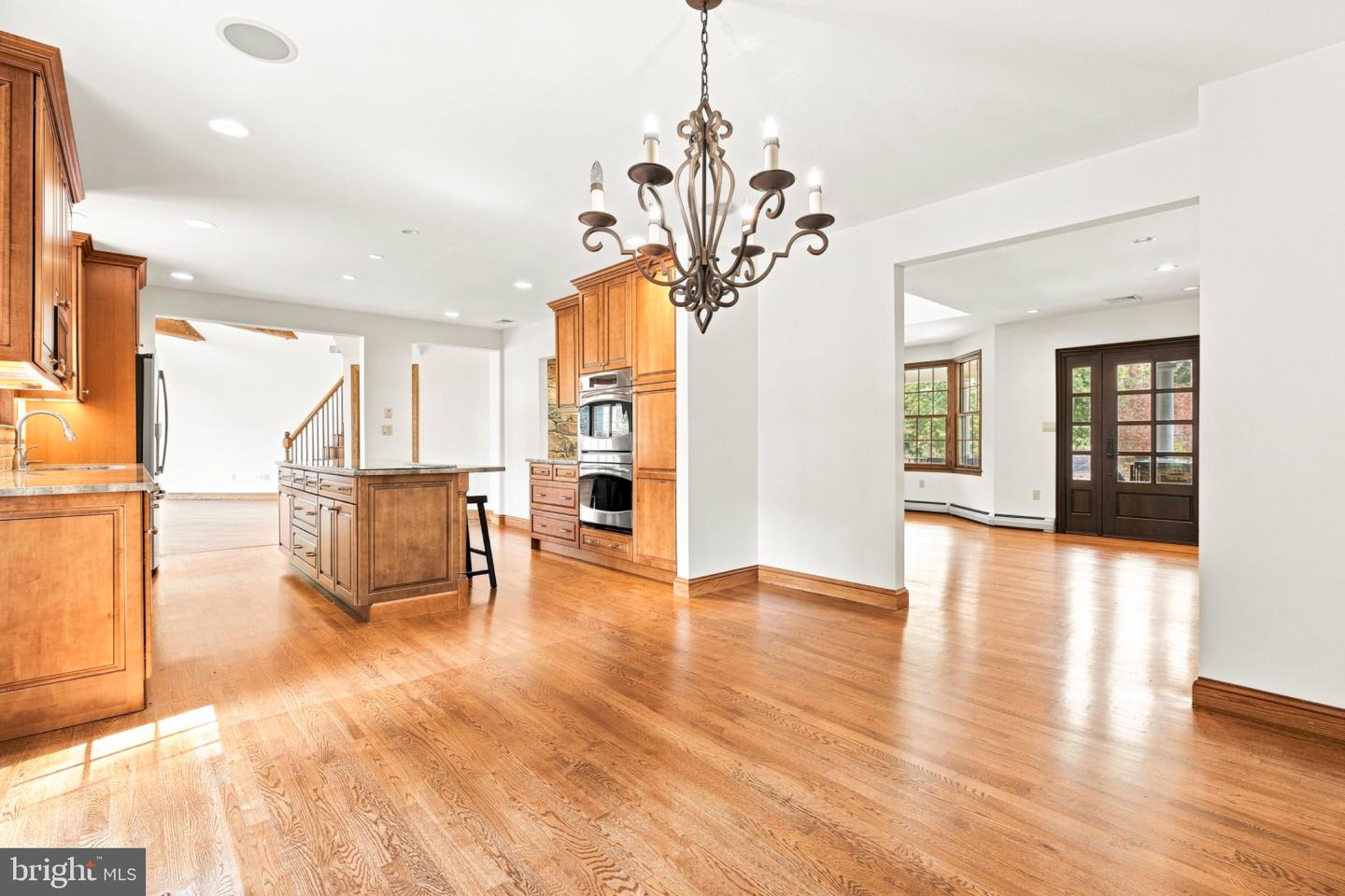 318 Duxbury Rd Property Photo 9