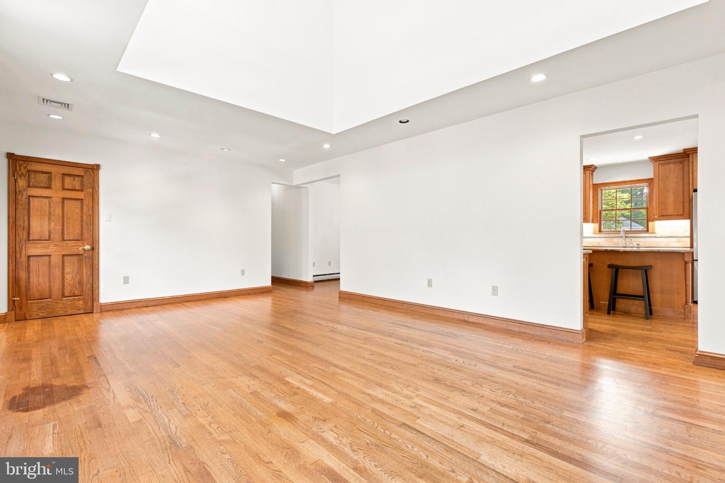 318 Duxbury Rd Property Photo 11
