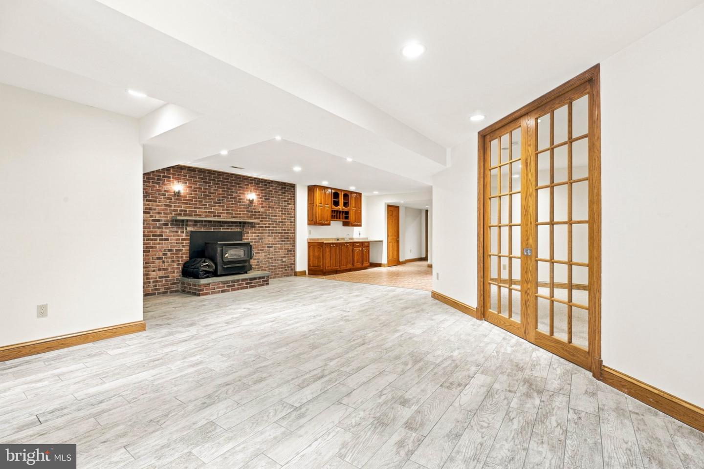 318 Duxbury Rd Property Photo 45