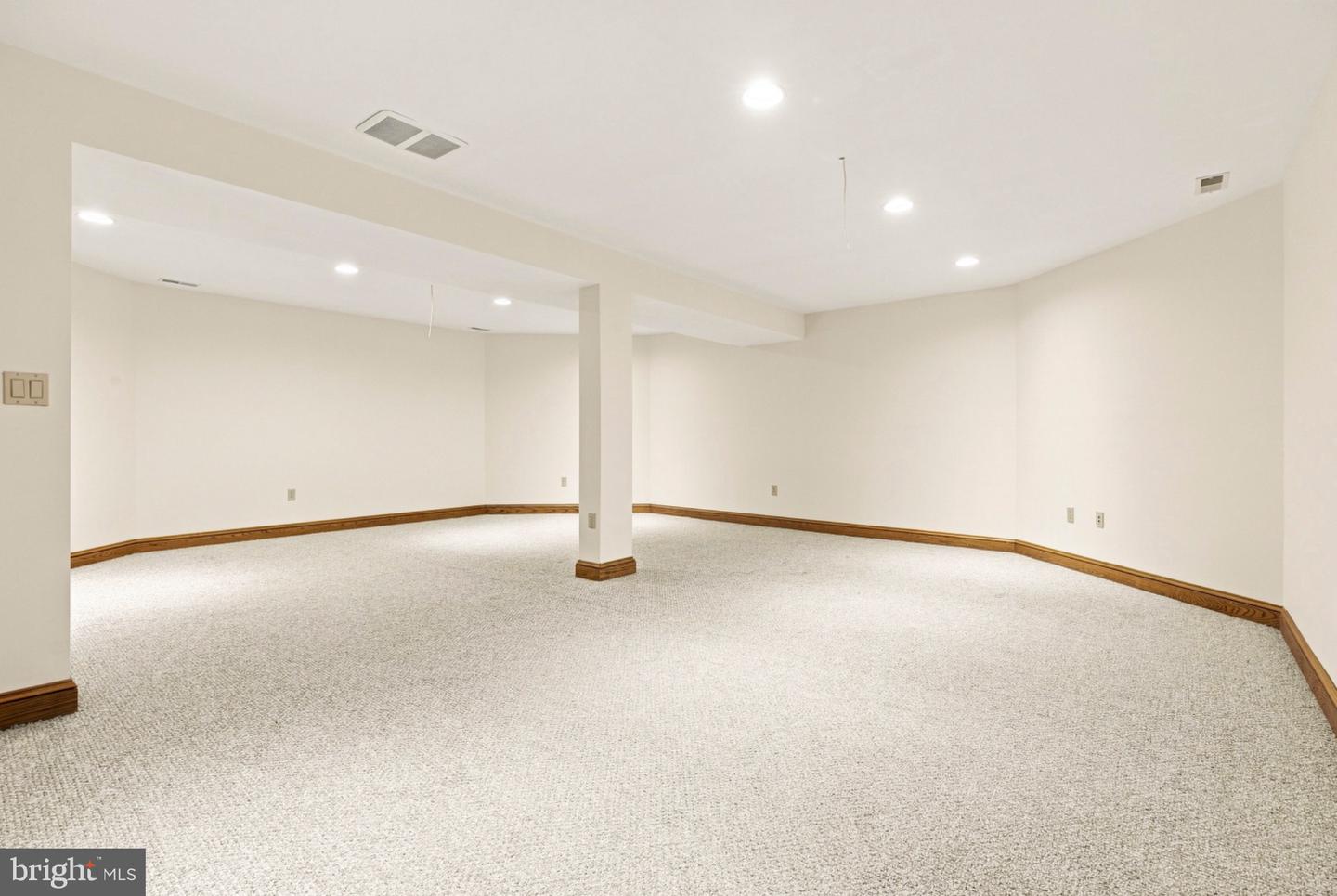 318 Duxbury Rd Property Photo 48