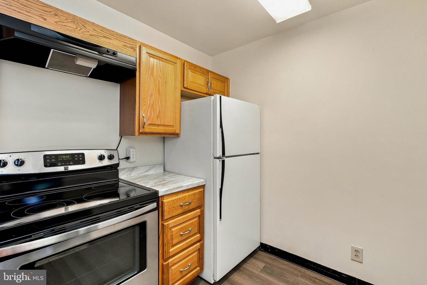 12001 Old Columbia Pike #201 Property Photo 14