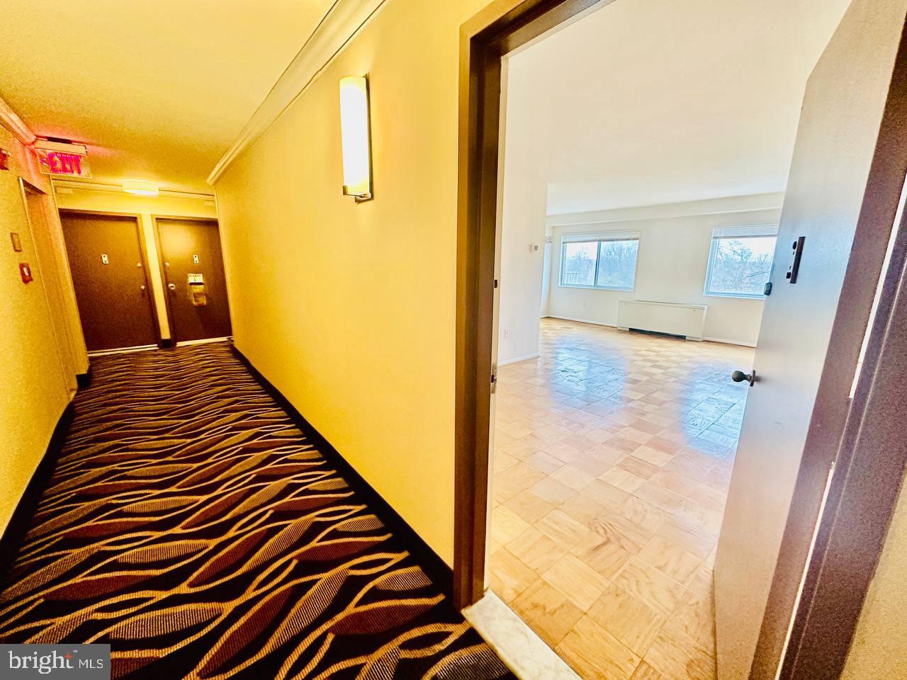 1111 University Blvd W #717-a Property Photo 8