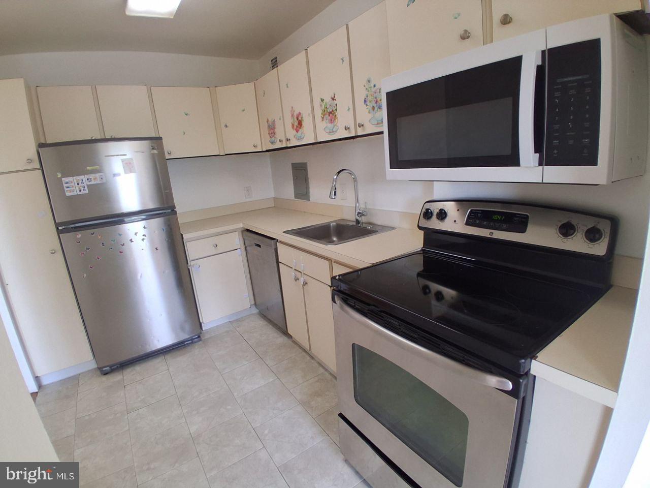 1111 University Blvd W #717-a Property Photo 11