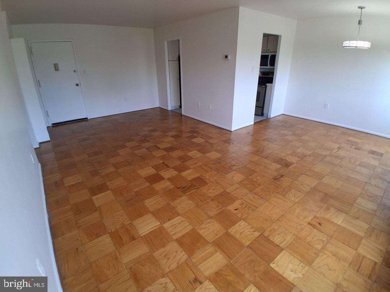 1111 University Blvd W #717-a Property Photo 22