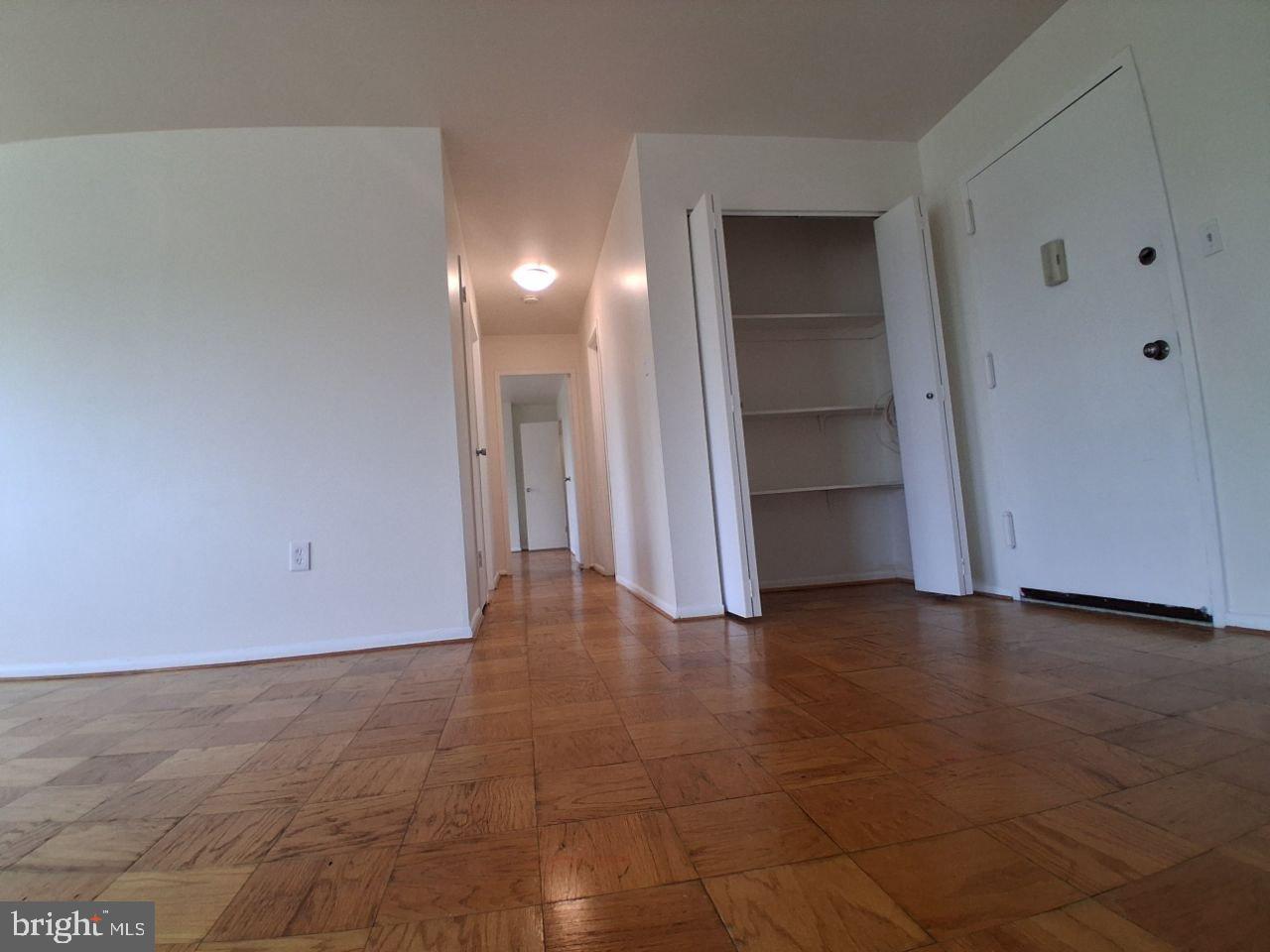 1111 University Blvd W #717-a Property Photo 25