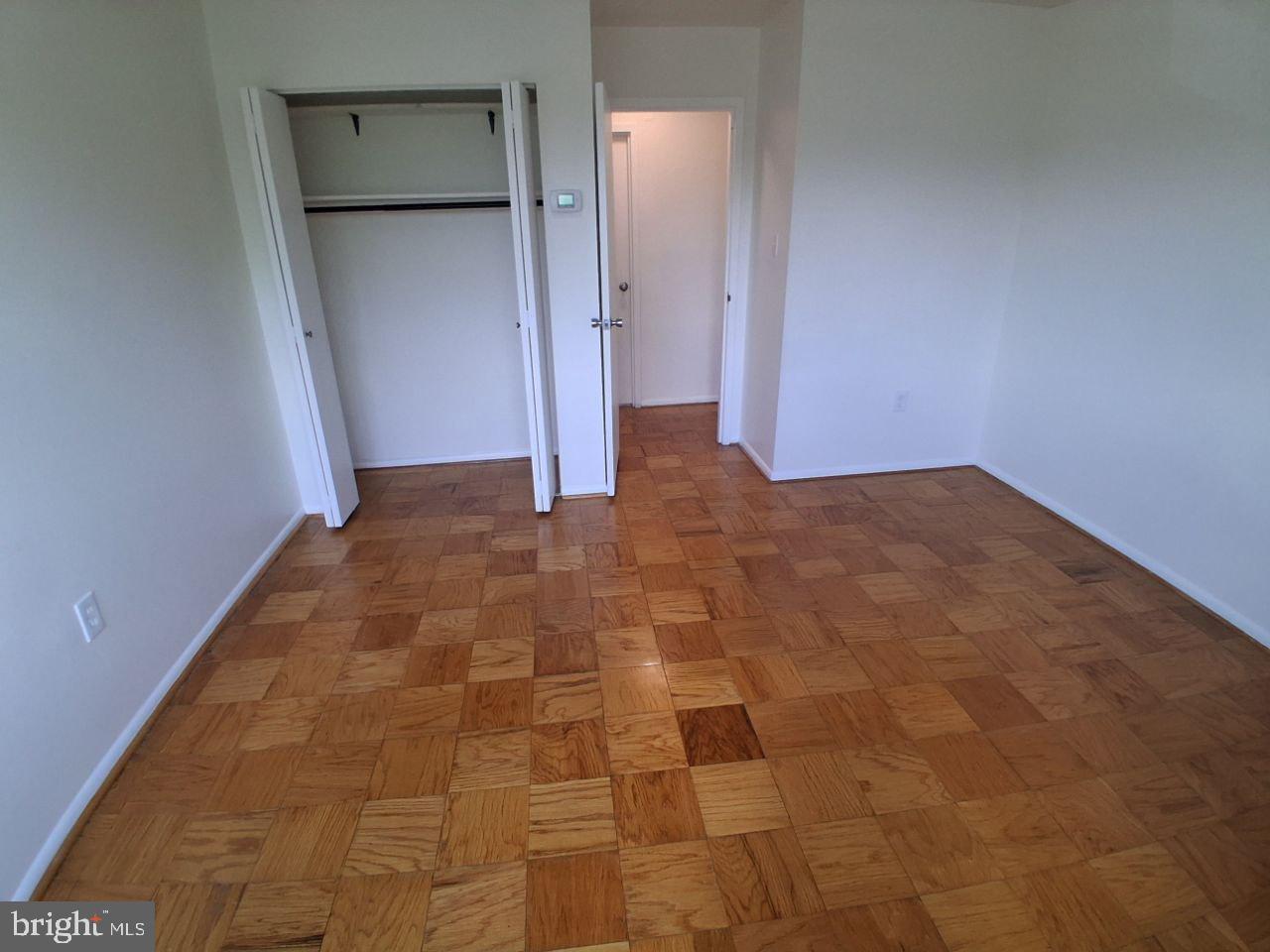 1111 University Blvd W #717-a Property Photo 28