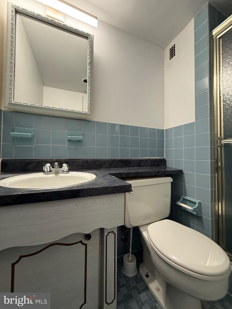 1111 University Blvd W #717-a Property Photo 29