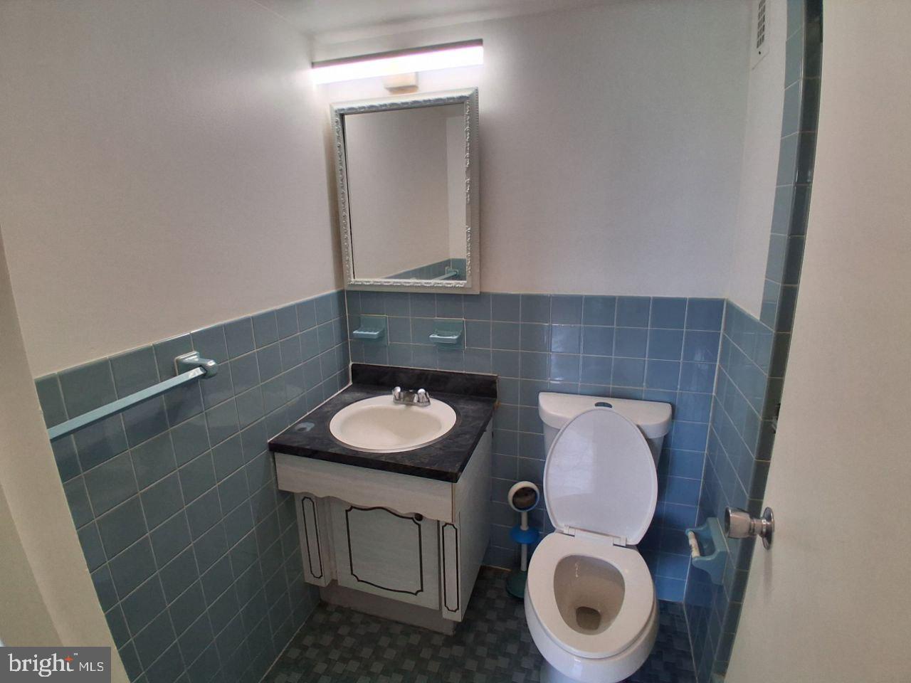 1111 University Blvd W #717-a Property Photo 36