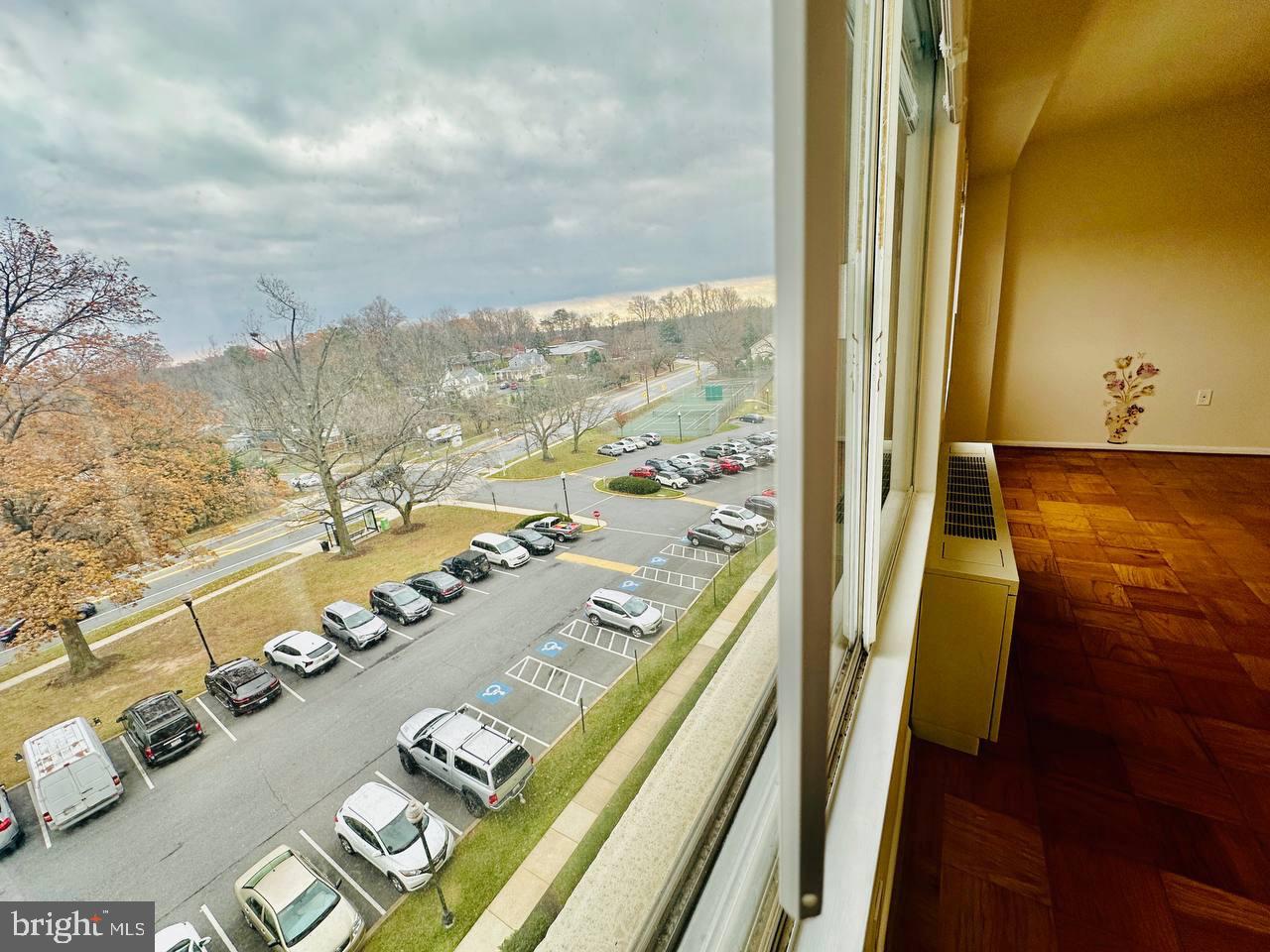 1111 University Blvd W #717-a Property Photo 38