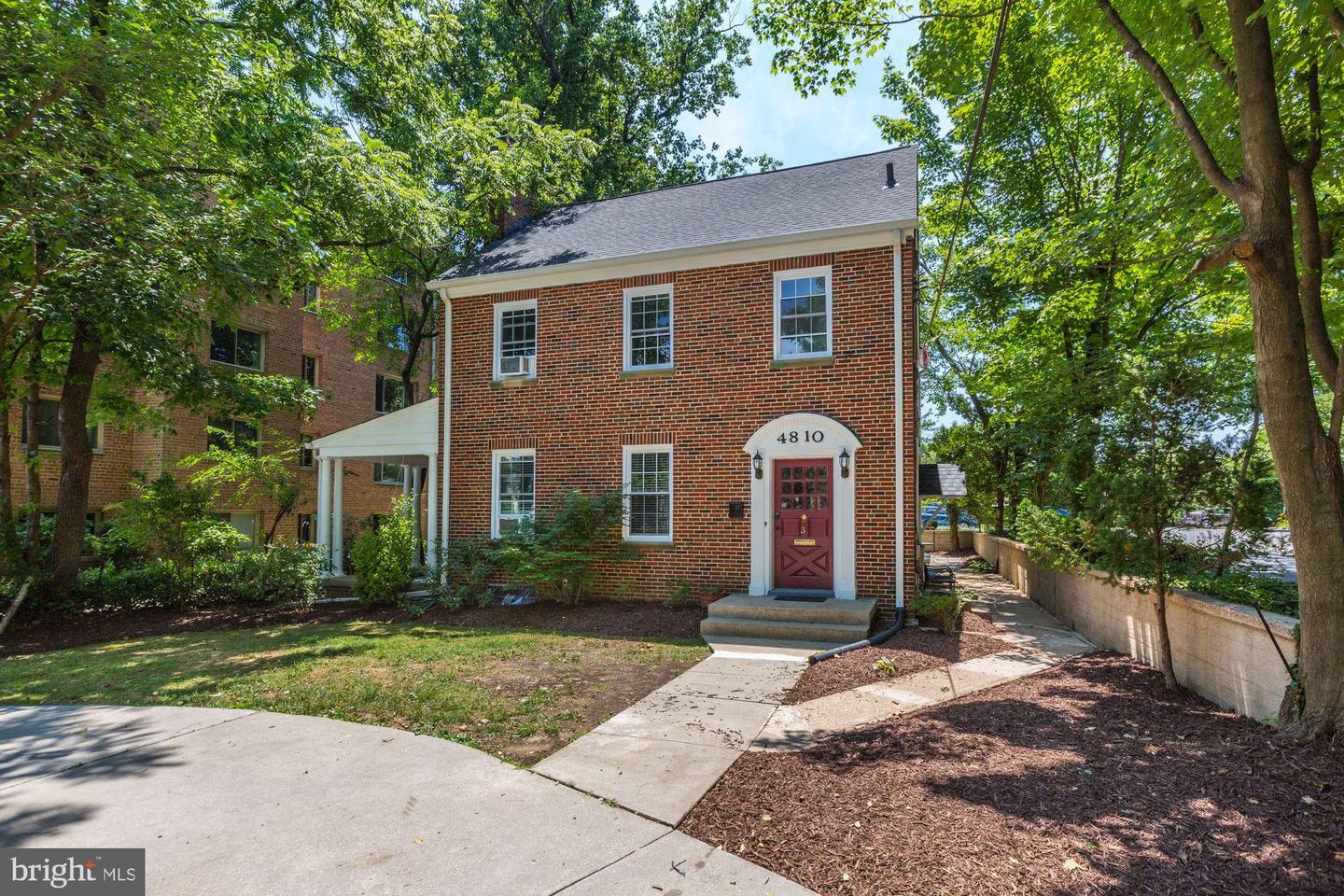 4810 Chevy Chase Dr #2 Property Photo 3
