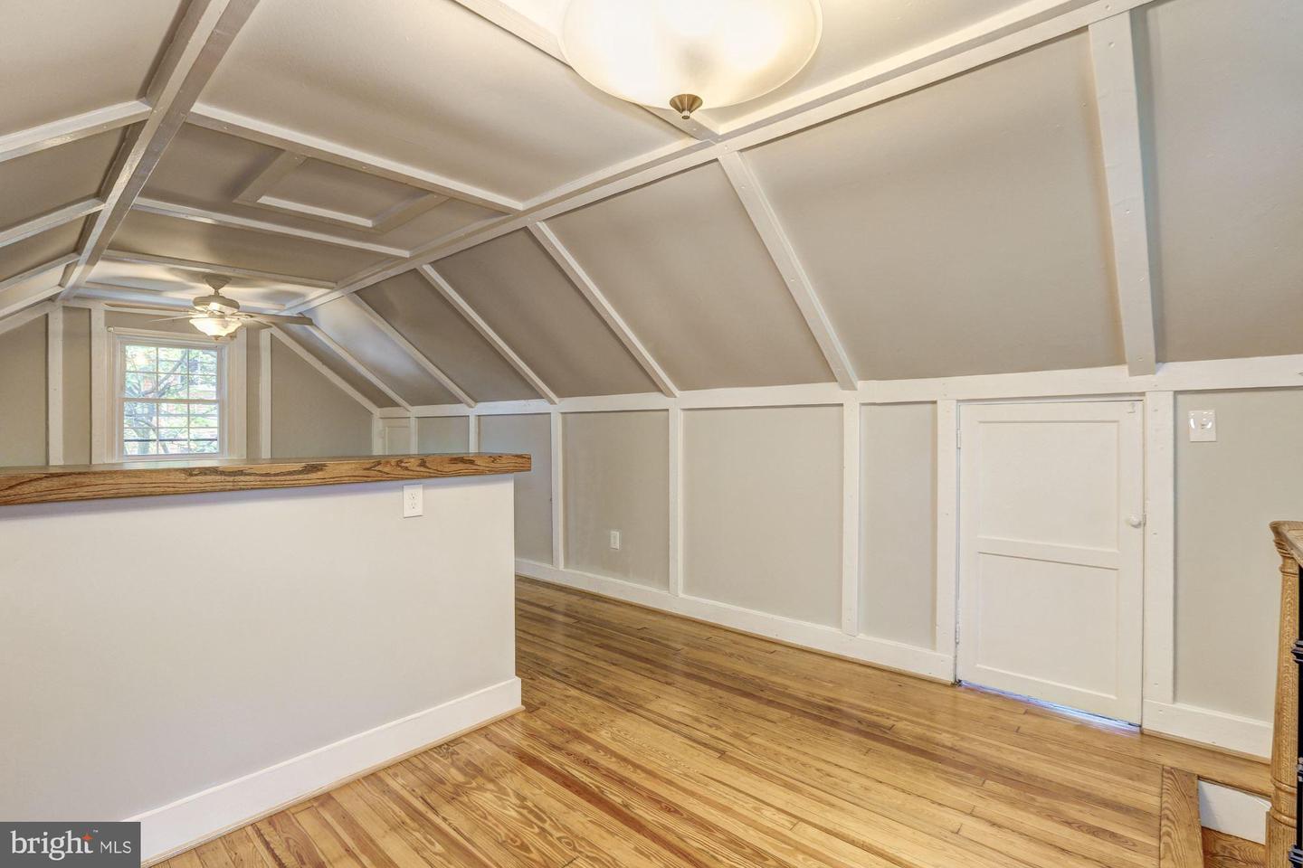 4810 Chevy Chase Dr #2 Property Photo 16