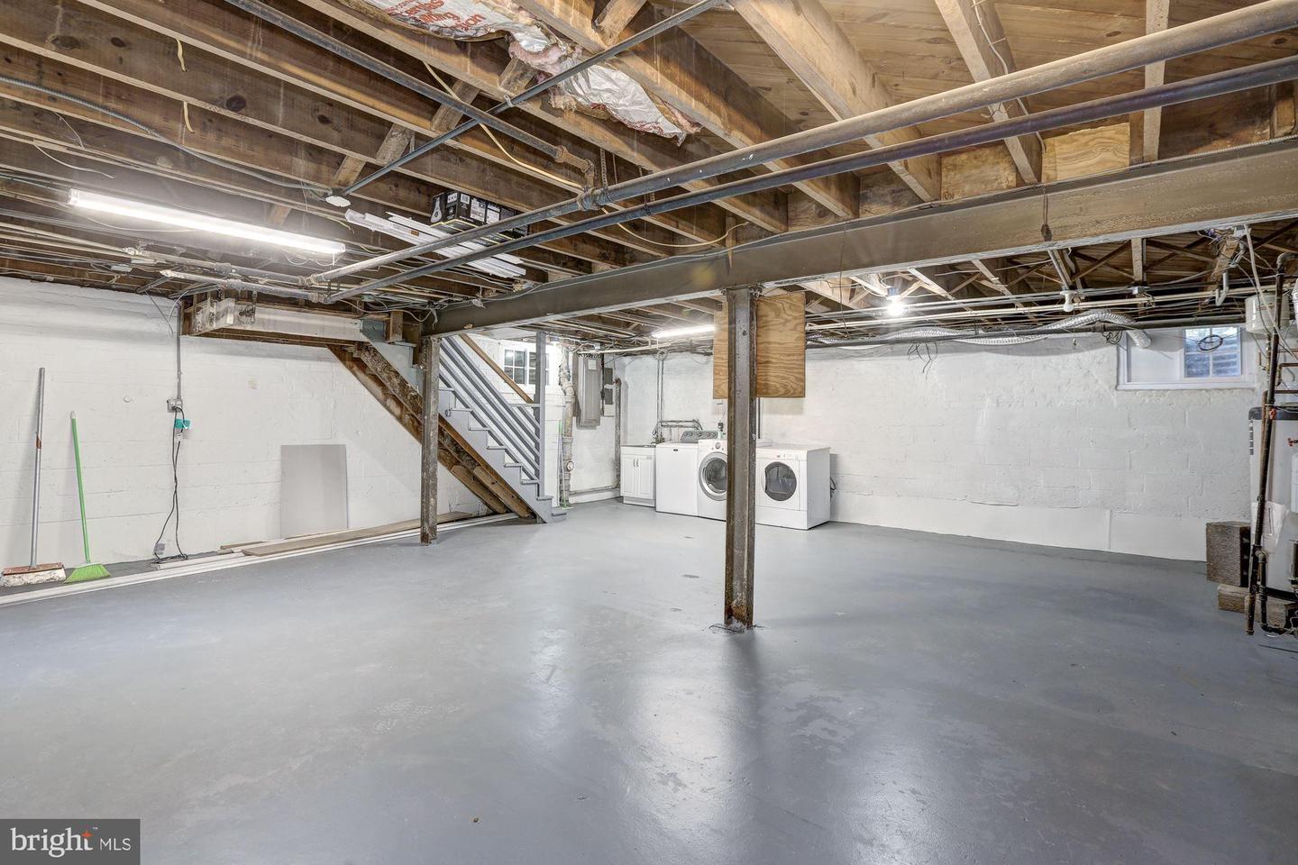 4810 Chevy Chase Dr #2 Property Photo 20