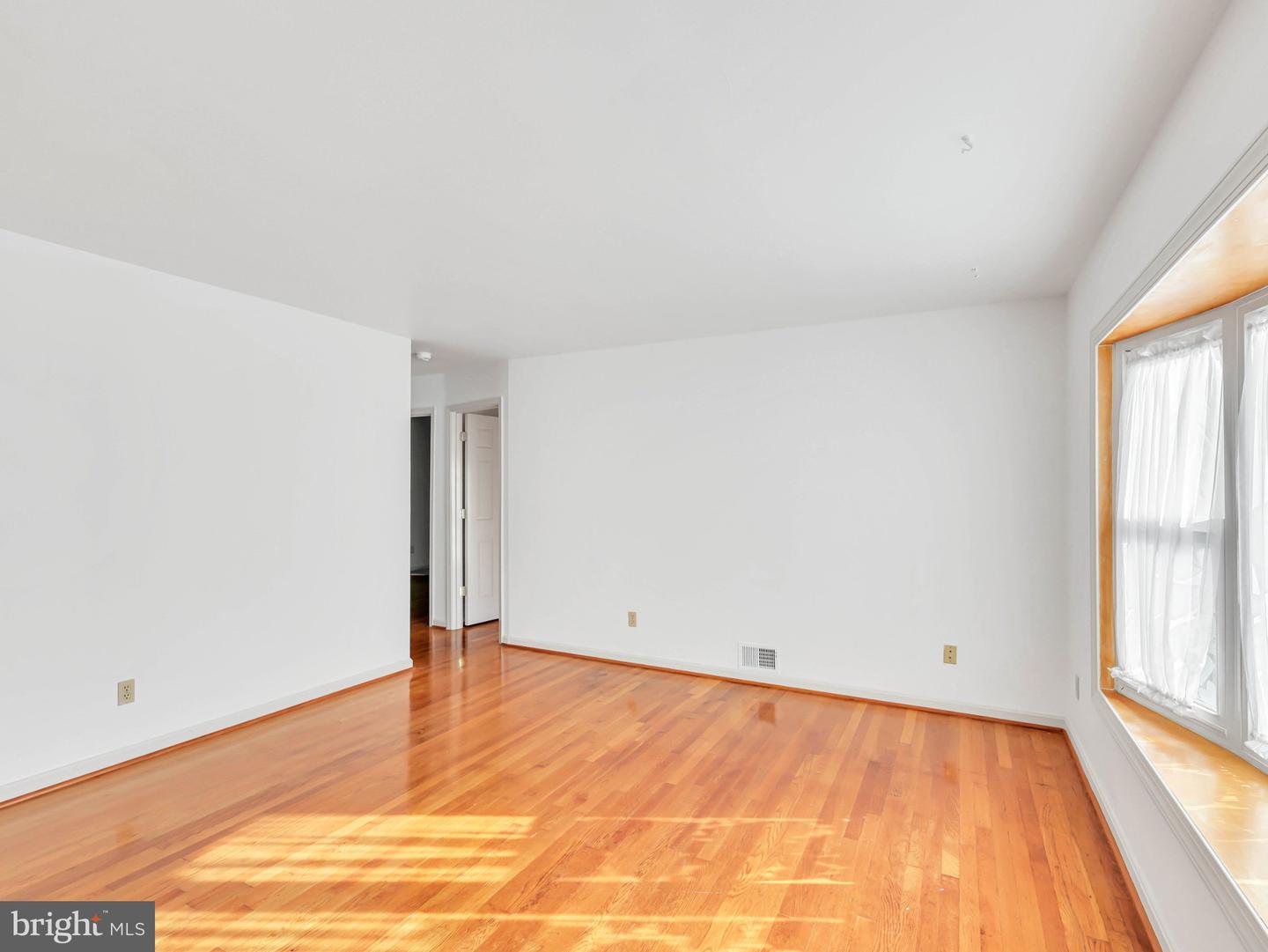 4101 Elizabeth St Property Photo 7