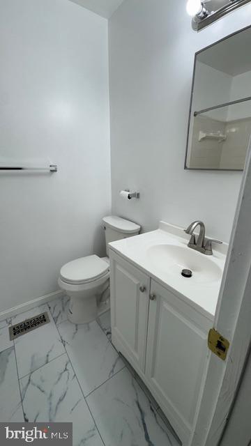 7927 Foxcrest Ct #7927 Property Photo 15