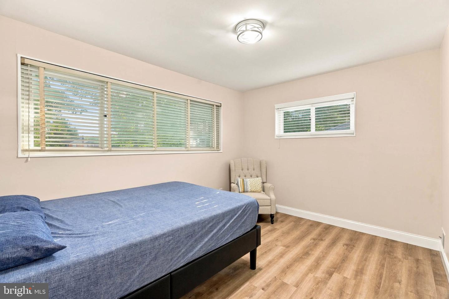 13308 Dauphine St Property Photo 14