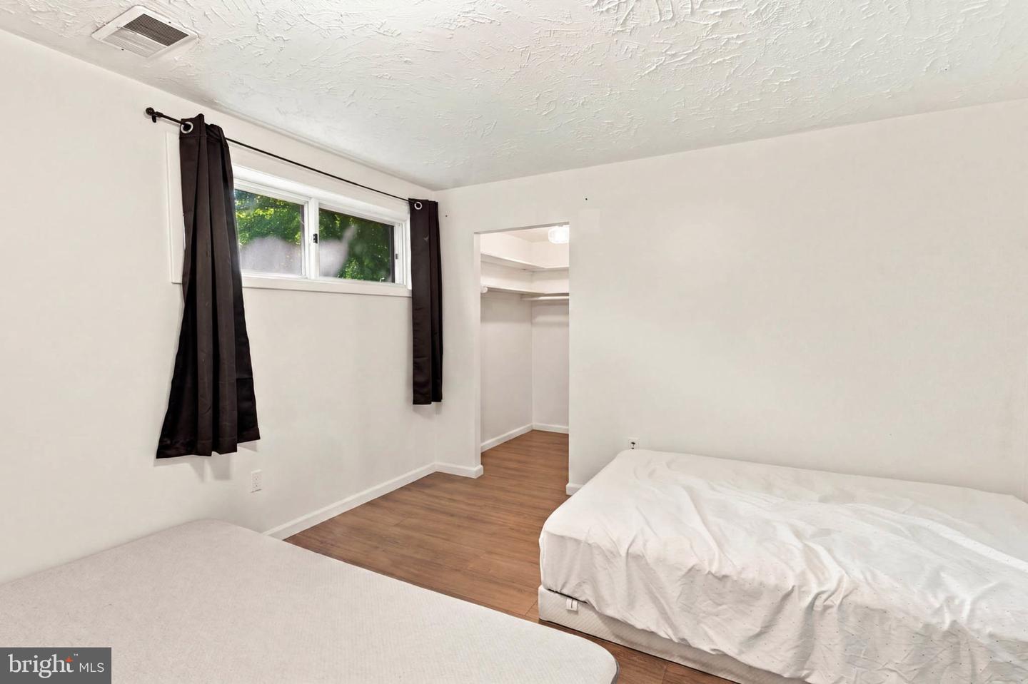13308 Dauphine St Property Photo 22