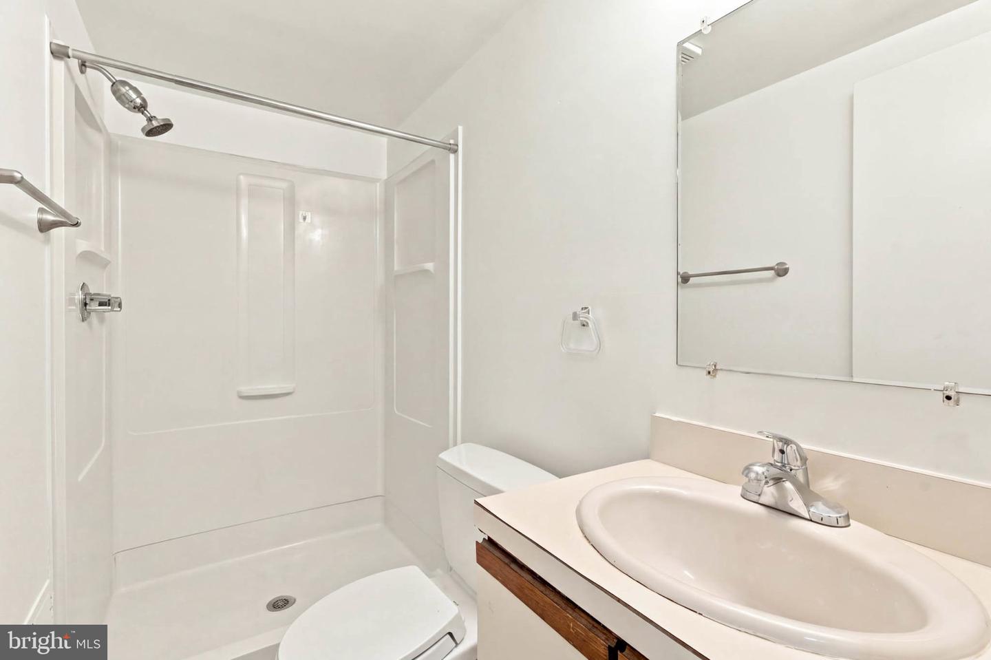 13308 Dauphine St Property Photo 25