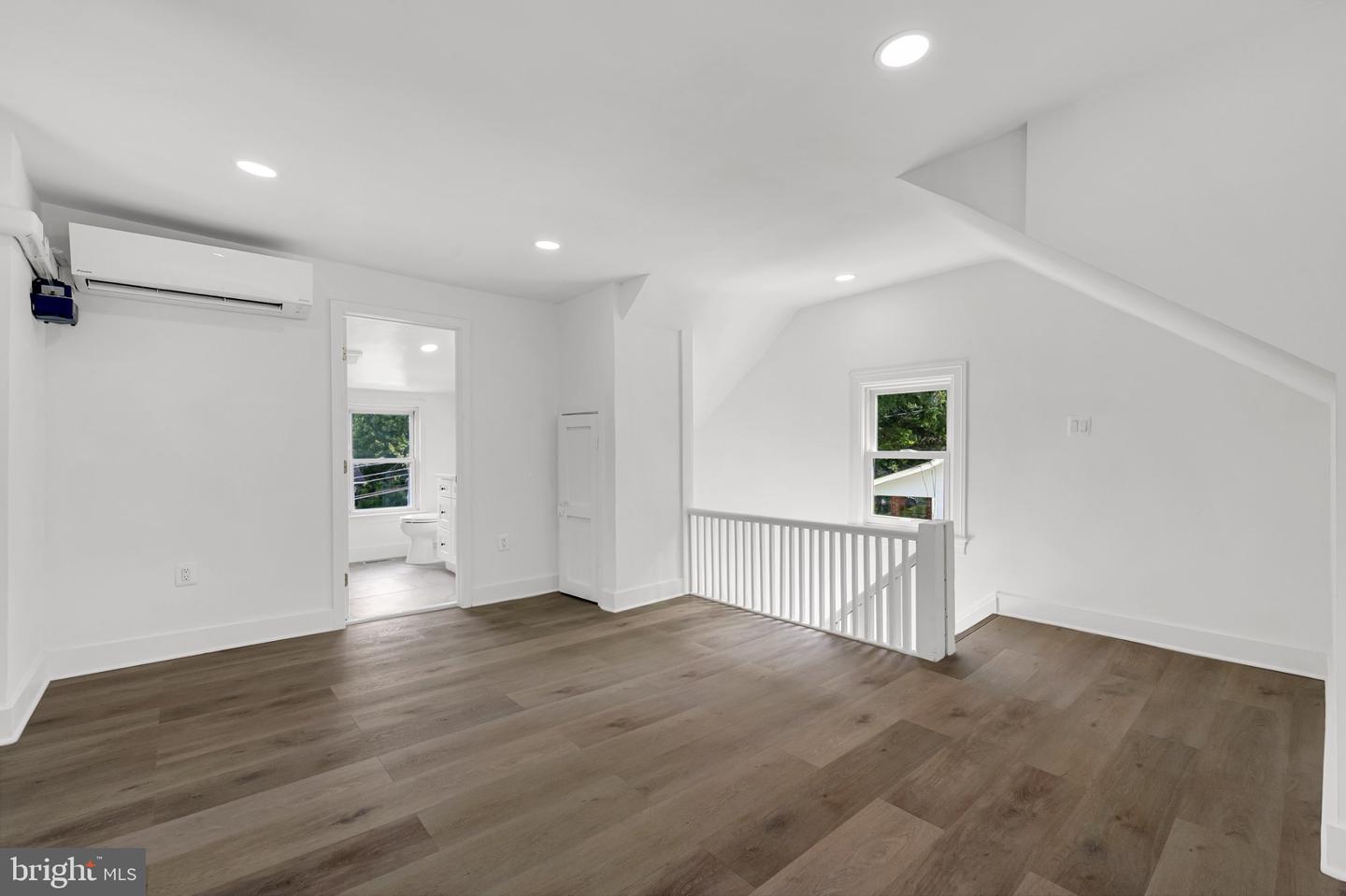 710 Silver Spring Ave Property Photo 13
