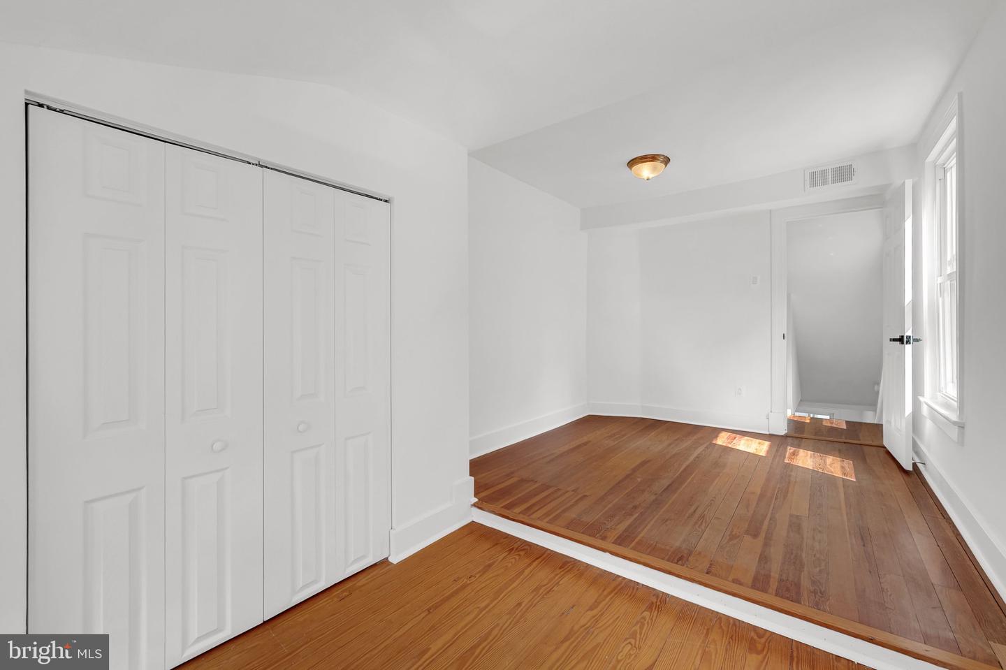 710 Silver Spring Ave Property Photo 26
