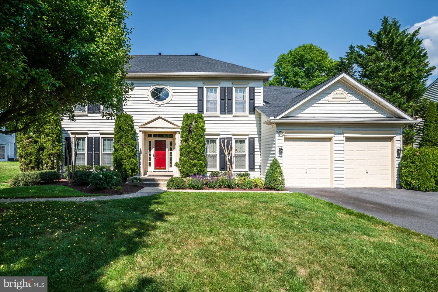 10013 Puritan Way Property Photo 1