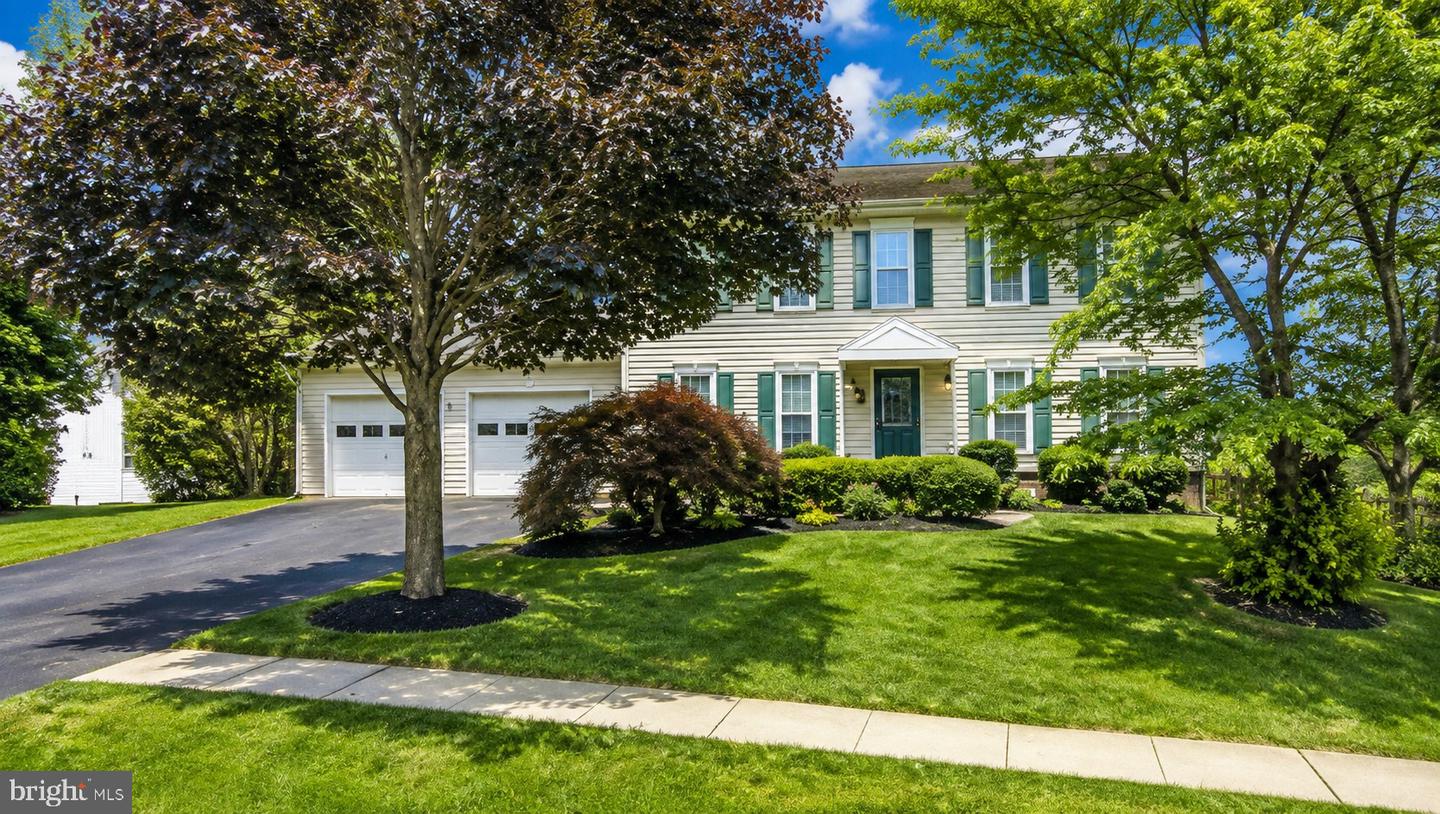 12408 Triple Crown Property Photo 4