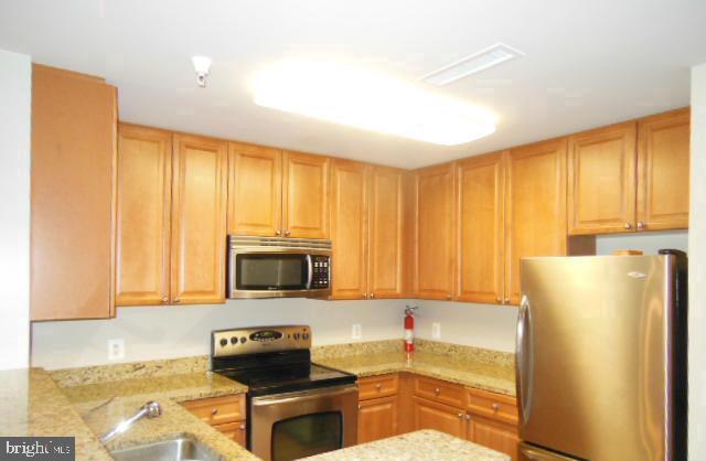 11700 Old Georgetown Rd #207 Property Photo 2