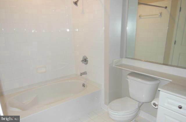 11700 Old Georgetown Rd #207 Property Photo 8