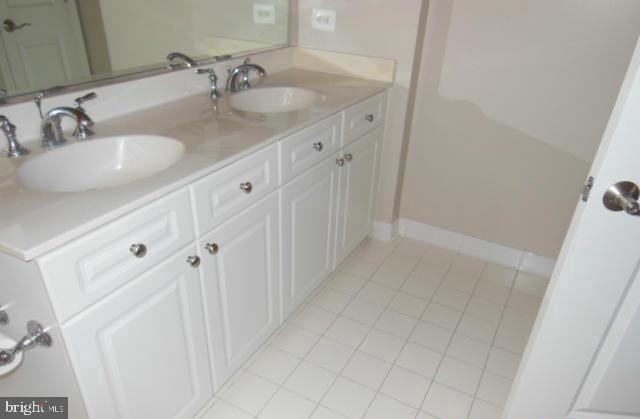 11700 Old Georgetown Rd #207 Property Photo 9