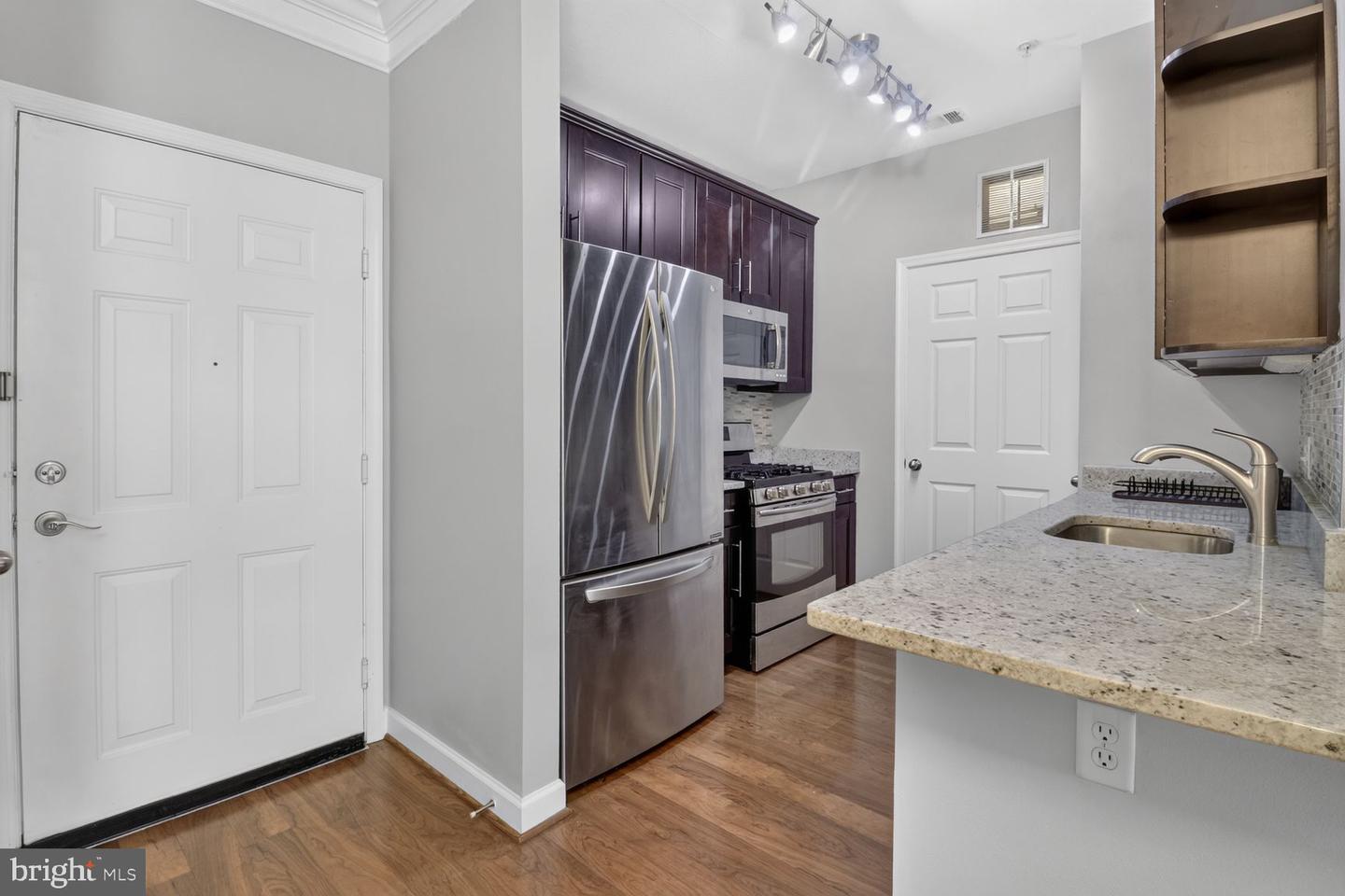 501 Hungerford Dr #149 Property Photo 3