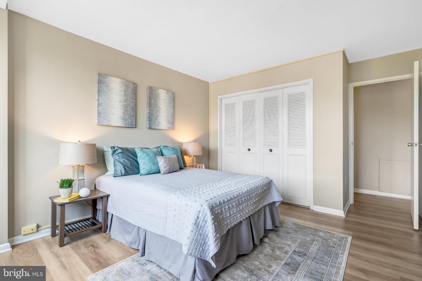 10500 Rockville Pike #627 Property Photo 16