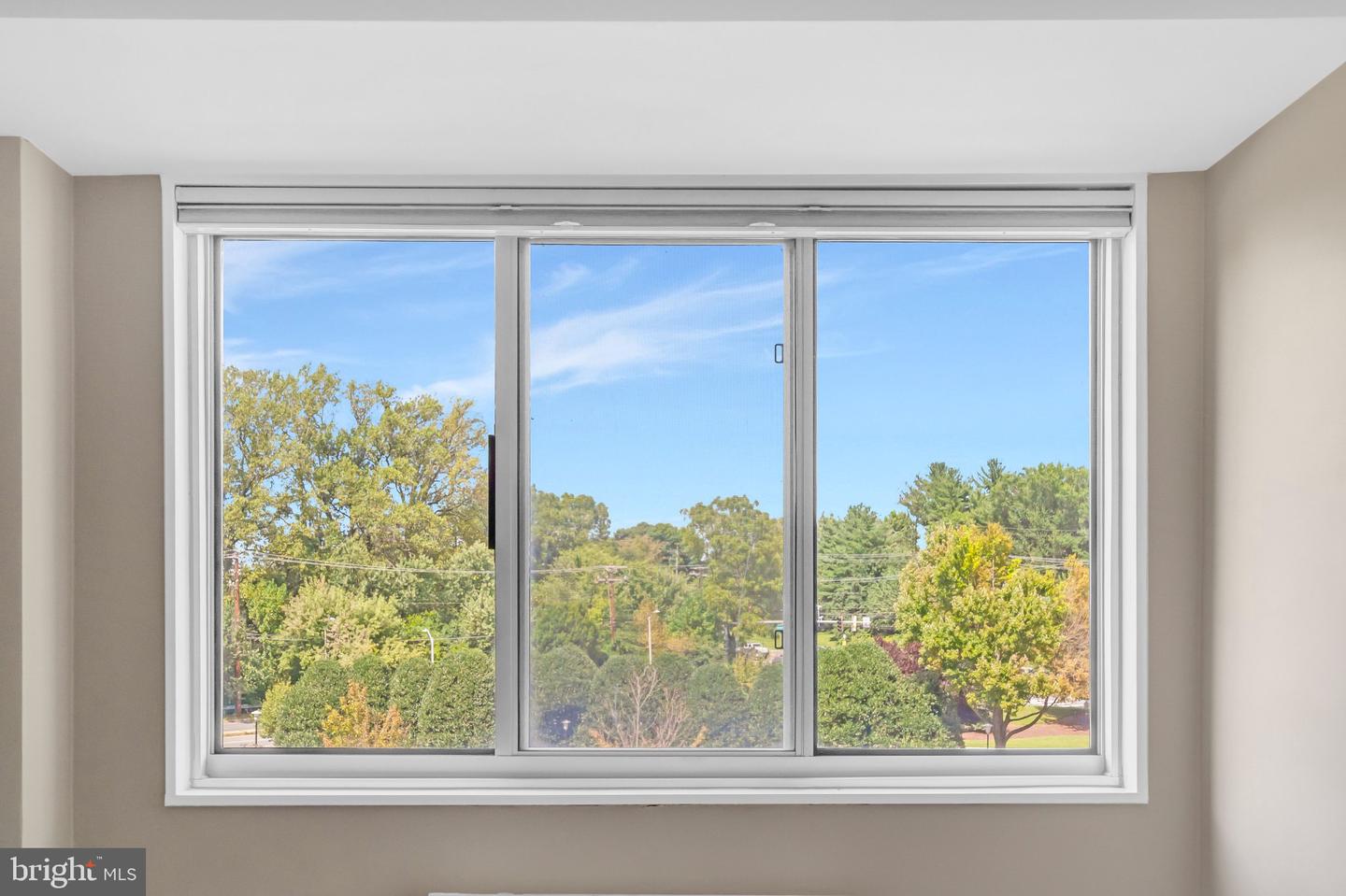 10500 Rockville Pike #627 Property Photo 17