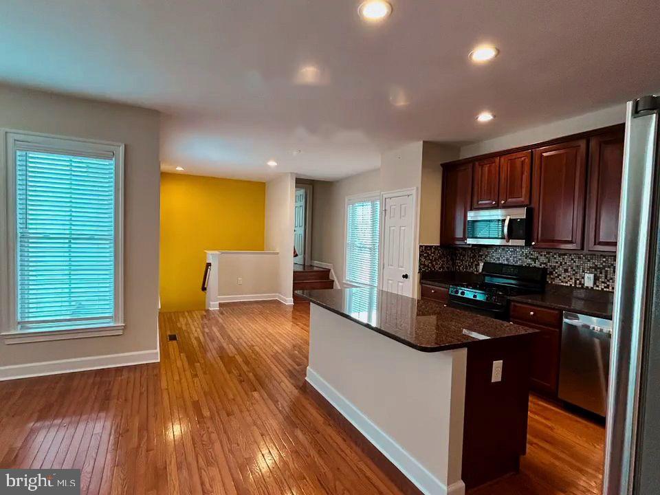 304 Robena Way Property Photo 6