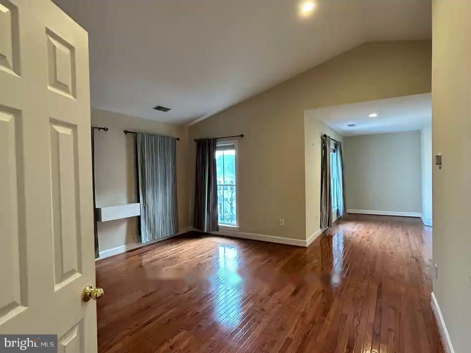 304 Robena Way Property Photo 8